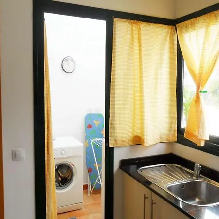 Sleeps 6 Pool Wifi Apartman *