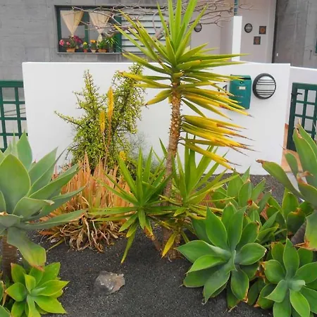 Sleeps 6 Pool Wifi * Costa Teguise