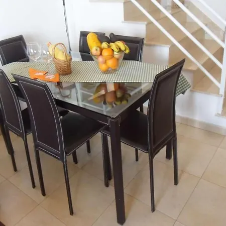 Sleeps 6 Pool Wifi * Costa Teguise