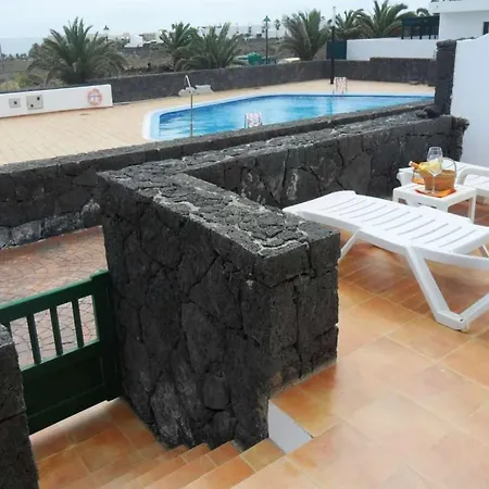 Apartman Sleeps 6 Pool Wifi